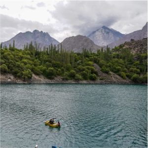 kachura lake